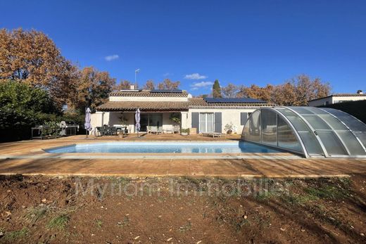 Villa in Saint-Cézaire-sur-Siagne, Alpes-Maritimes