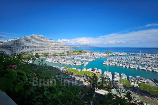Piso / Apartamento en Villeneuve-Loubet, Alpes Marítimos