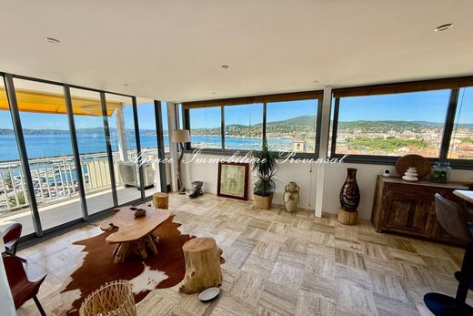 Appartement à Sainte-Maxime, Var