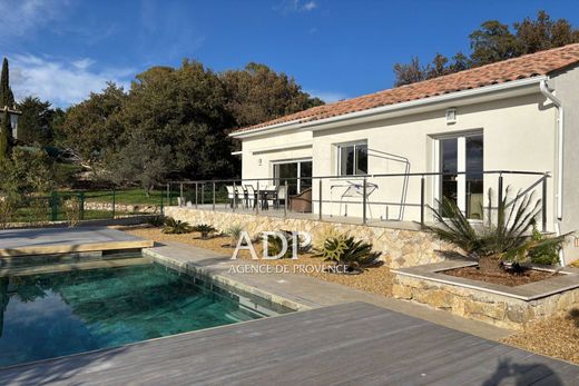 ﻓﻴﻼ ﻓﻲ Châteauneuf-Grasse, Alpes-Maritimes