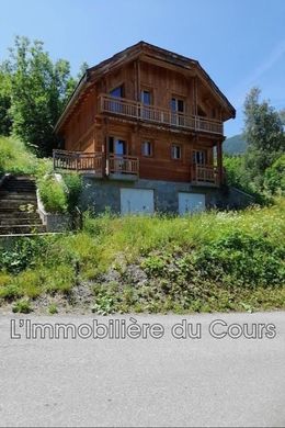 Villa a Puy-Saint-Vincent, Alte Alpi