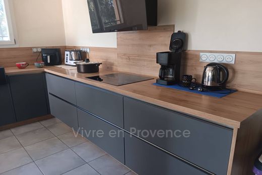 Villa in Sorgues, Vaucluse