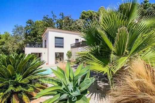 Villa in Valbonne, Alpes-Maritimes