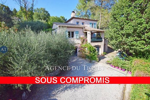 Villa en Le Tignet, Alpes Marítimos