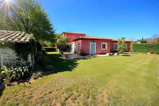 Villa in Aix-en-Provence, Bouches-du-Rhône