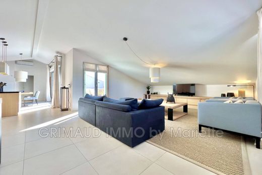 Appartement à Sainte-Maxime, Var