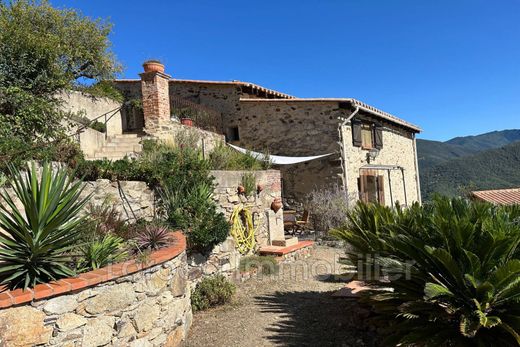 Montboló, Pyrénées-Orientalesのヴィラ