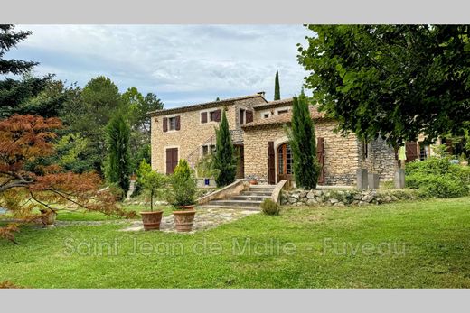 Villa in Aix-en-Provence, Bouches-du-Rhône