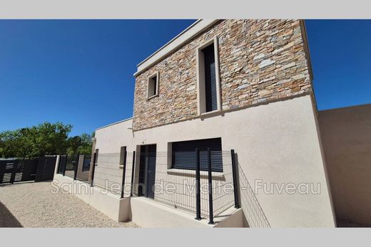 Willa w Pourrières, Var