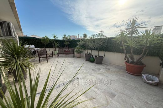 Appartement à Juan-les-Pins, Alpes-Maritimes