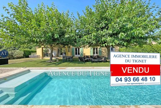 Villa en Saint-Cézaire-sur-Siagne, Alpes Marítimos