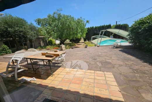 Вилла, Sauvian, Hérault