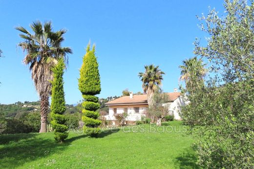 Villa en La Gaude, Alpes Marítimos