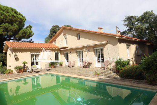 Villa in Cabestany, Pyrénées-Orientales