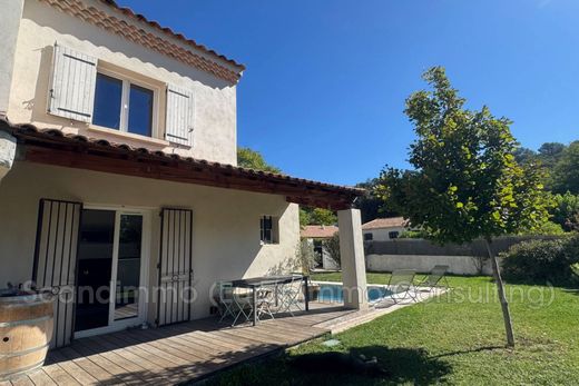 Villa in Jouques, Bouches-du-Rhône