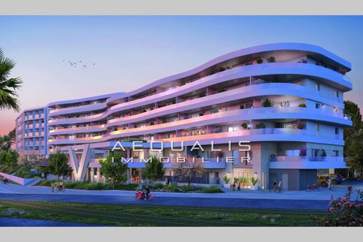 Piso / Apartamento en Saint-Laurent-du-Var, Alpes Marítimos