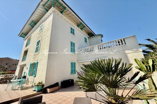 Apartment in Sainte-Maxime, Var