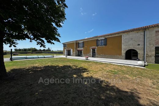 Villa in Bégadan, Gironde