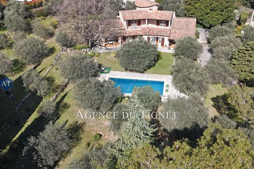 Villa in Le Tignet, Alpes-Maritimes