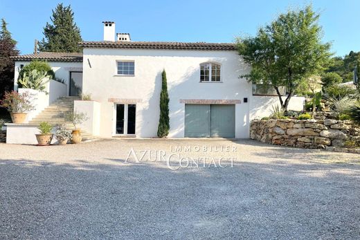 Mougins, Alpes-Maritimesのヴィラ