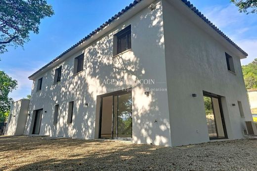Villa in Salernes, Var