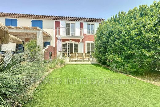 Villa a Grimaud, Var