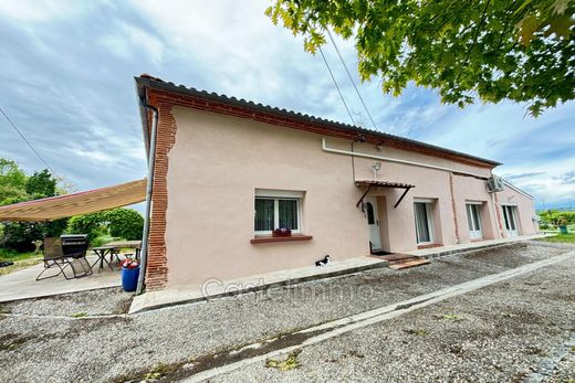 ‏וילה ב  Castelsarrasin, Tarn-et-Garonne