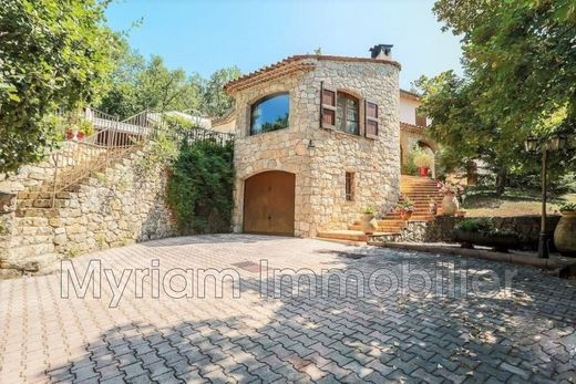 Villa en Saint-Cézaire-sur-Siagne, Alpes Marítimos