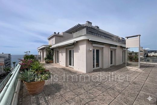Apartment in Juan-les-Pins, Alpes-Maritimes