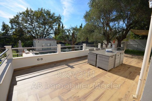 ﻓﻴﻼ ﻓﻲ Mougins, Alpes-Maritimes