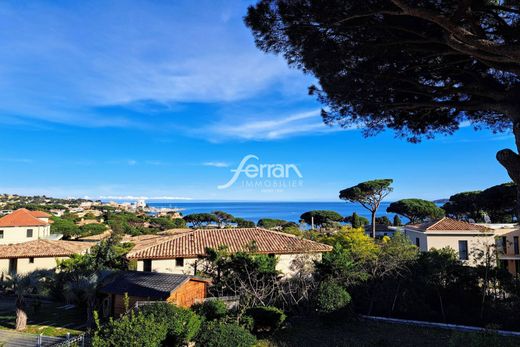 빌라 / Sainte-Maxime, Var