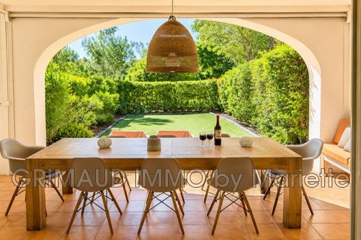 Villa a Grimaud, Var