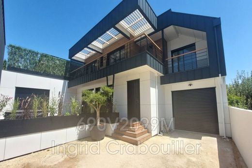 Villa in Vaux-sur-Mer, Charente-Maritime