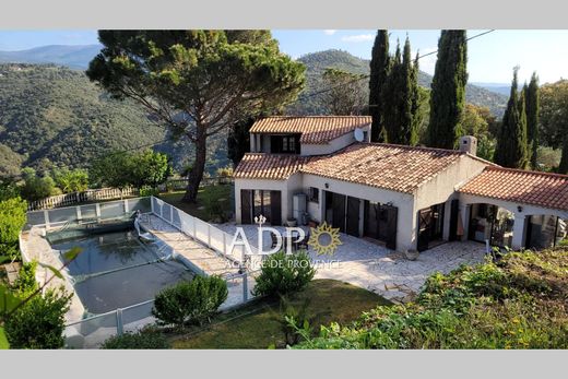 Villa in Auribeau-sur-Siagne, Alpes-Maritimes