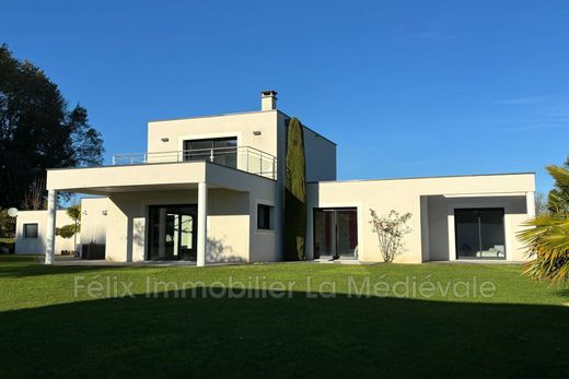 Villa en Sainte-Nathalène, Dordoña