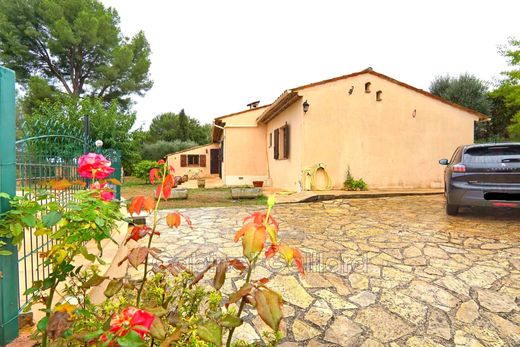 Willa w Le Tignet, Alpes-Maritimes