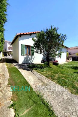 Villa in Cagnes-sur-Mer, Alpes-Maritimes