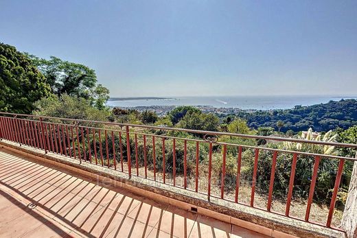 Villa in Golfe-Juan, Alpes-Maritimes