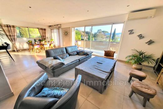 Piso / Apartamento en La Colle-sur-Loup, Alpes Marítimos