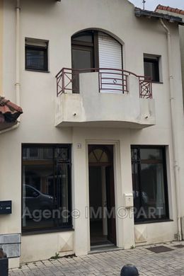 Villa in Saint-Brevin-les-Pins, Loire-Atlantique