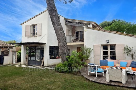 Villa en Eygalières, Bocas del Ródano