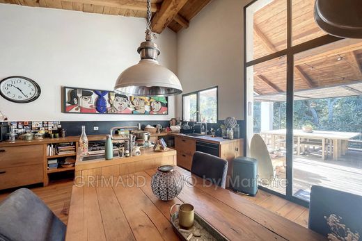 Villa a La Môle, Var