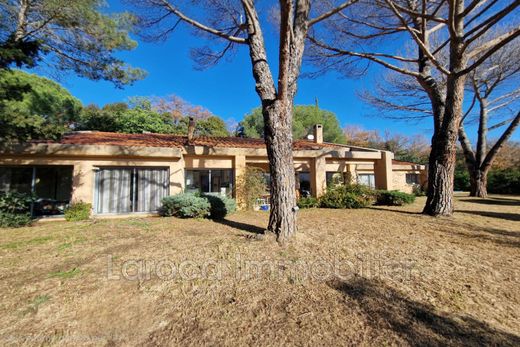 빌라 / Reynès, Pyrénées-Orientales