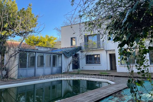 ‏וילה ב  Castelnau-le-Lez, Hérault