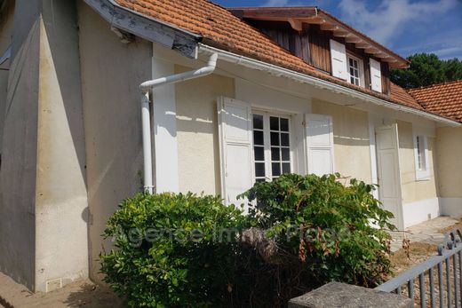 Villa in Soulac-sur-Mer, Gironde