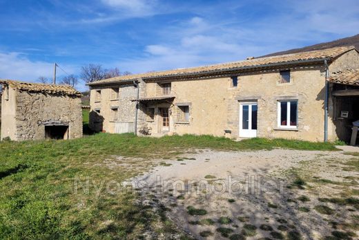 Villa in Bellecombe-Tarendol, Drôme