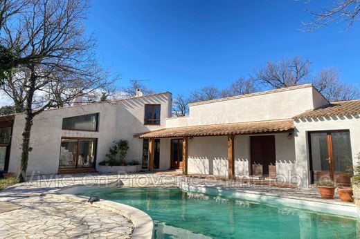 Villa en Rochefort-du-Gard, Gard