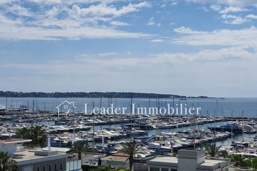 Apartment in Golfe-Juan, Alpes-Maritimes