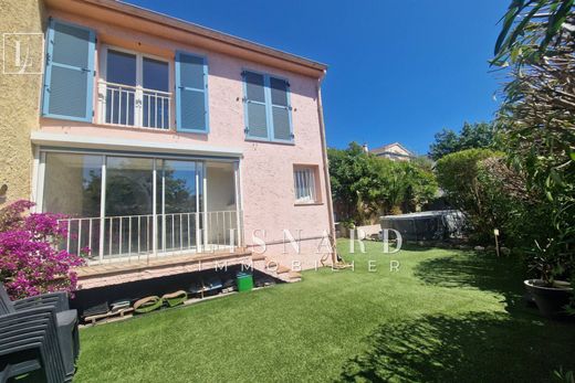Вилла, Vallauris, Alpes-Maritimes