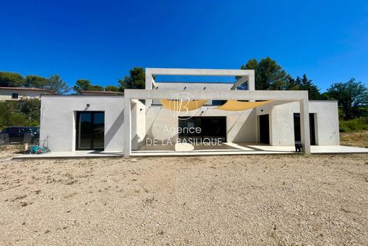 Willa w Saint-Maximin-la-Sainte-Baume, Var